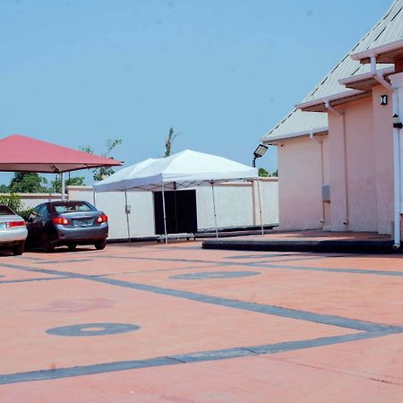Feyintola Shortlet Apartment Ondo Extérieur photo