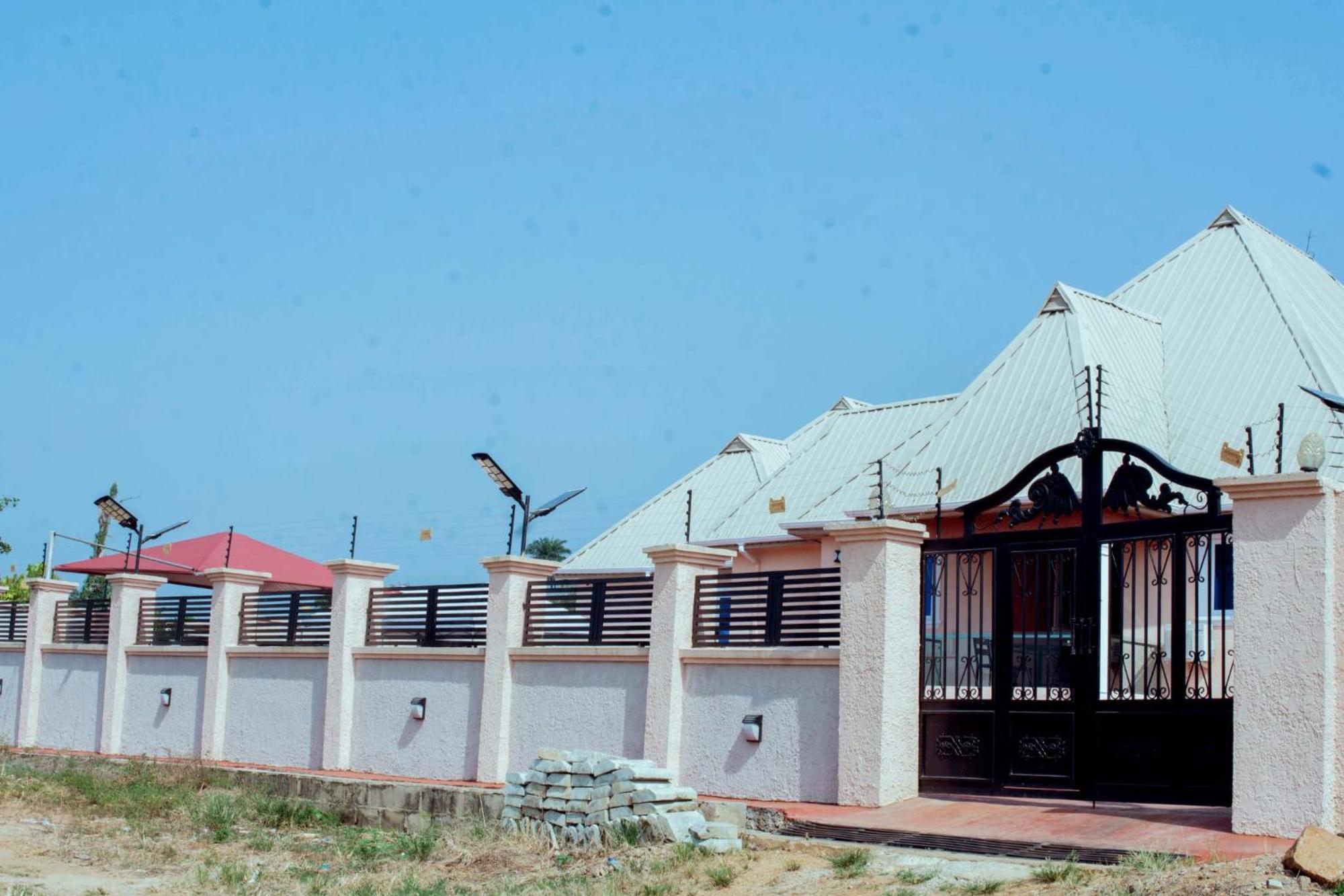 Feyintola Shortlet Apartment Ondo Extérieur photo